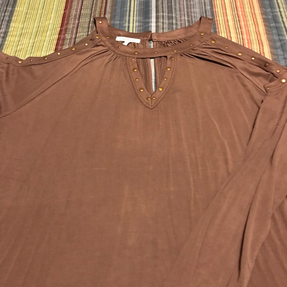 NWT long sleeve cold shoulder studded top.